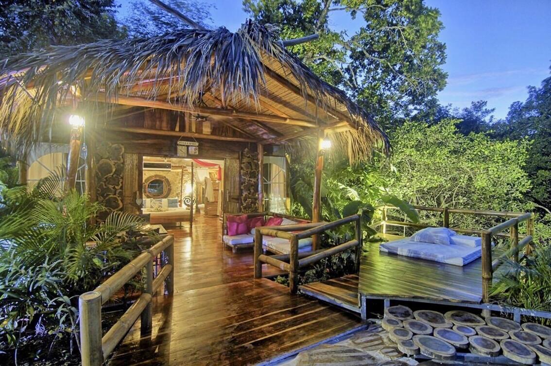 Ocho Artisan Bungalows (Adults Only) Ταμαρίντο Εξωτερικό φωτογραφία